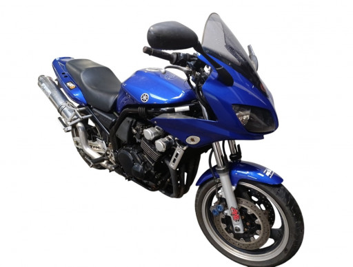 YAMAHA FZ6 600 FAZER