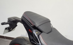 SUZUKI GSX 8 TT MODELE 2025 COMME NEUVE NEO RETRO