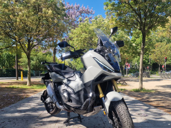 HONDA X-ADV
