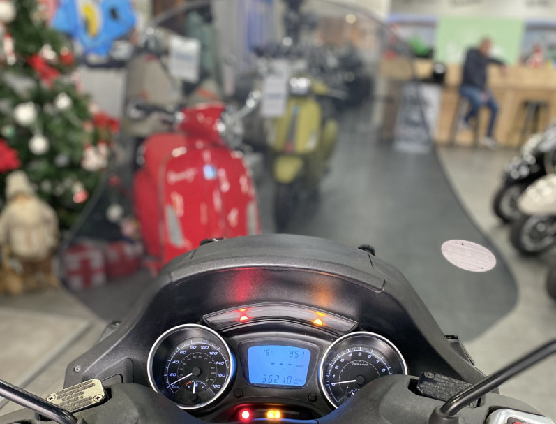 PIAGGIO MP3 500 HPE SPORT ADVANCED ABS ASR