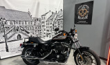 HARLEY-DAVIDSON SPORTSTER 883 R