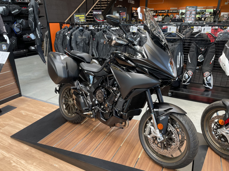 MV AGUSTA TURISMO VELOCE LUSSO SCS