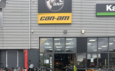 CAN-AM RENEGADE 1000