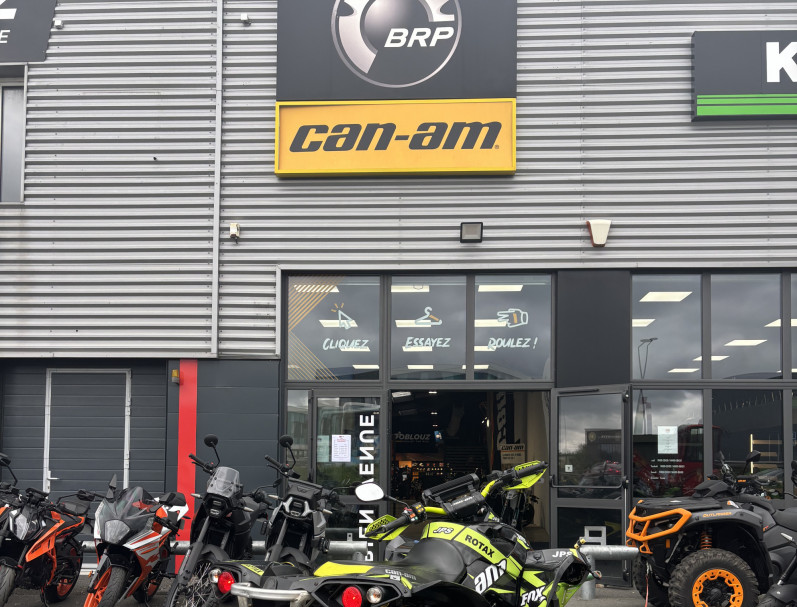 CAN-AM RENEGADE 1000