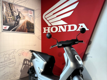 HONDA EM1-E