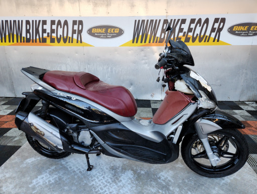 PIAGGIO 350 BEVERLY POUR PIECES OU EXPORT UNIQUEMENT (REF 63201)