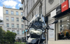 MOTO GUZZI V85 TT 850 STRADA - NOIR MAT - 1ER MAIN