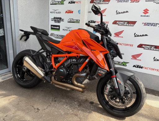 KTM 1390 SUPER DUKE R TECH PACK