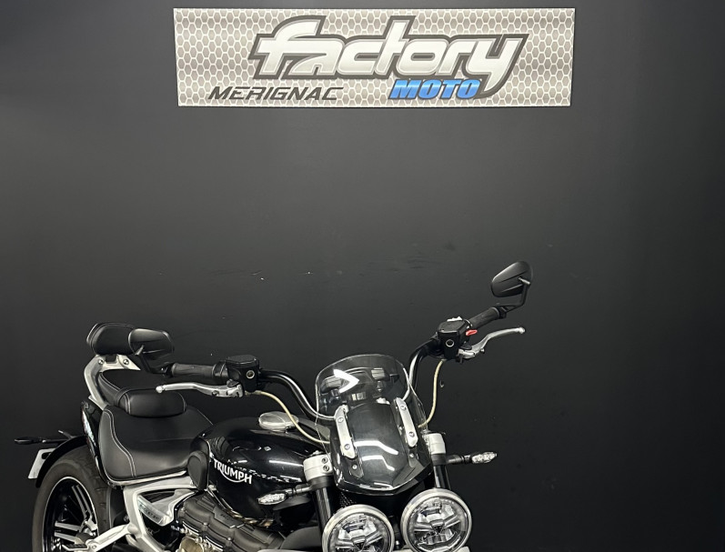 TRIUMPH ROCKET 3 GT