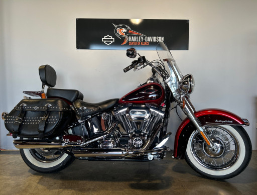 HARLEY-DAVIDSON SOFTAIL HERITAGE 1690 CLASSIC