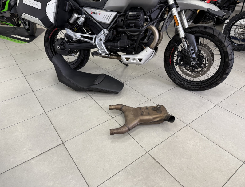 MOTO GUZZI V85 TT 850