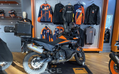 KTM 890 ADVENTURE CARPALY + DASH CAM