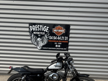 HARLEY-DAVIDSON SPORTSTER 883 R