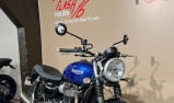 TRIUMPH STREET TWIN  900