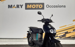 YAMAHA NEO