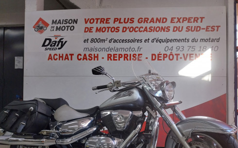 SUZUKI INTRUDER