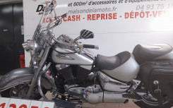 SUZUKI INTRUDER