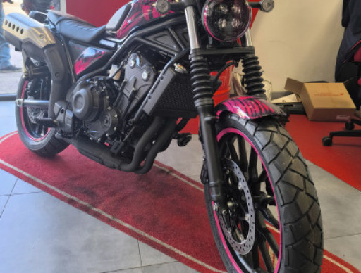 HONDA CL500 "EDITION MIAMI 80" SCRAMBLER