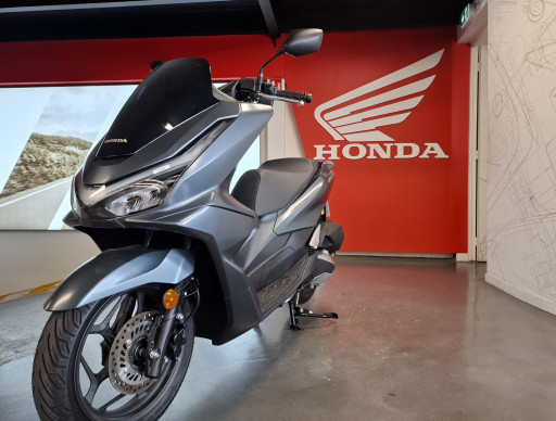 HONDA PCX DX 125 Deluxe ABS - 85€/mois*