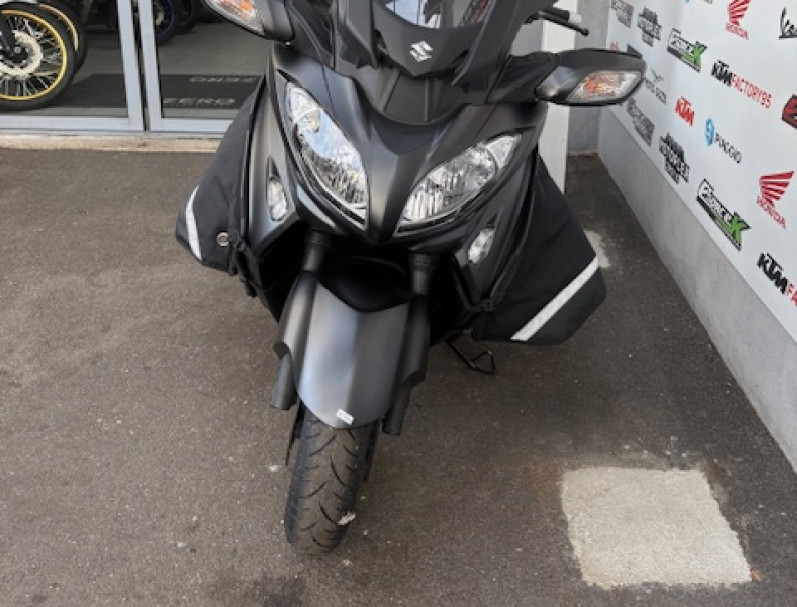 SUZUKI BURGMAN 650