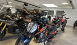 KTM 890 DUKE R