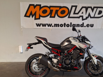 KAWASAKI Z 900