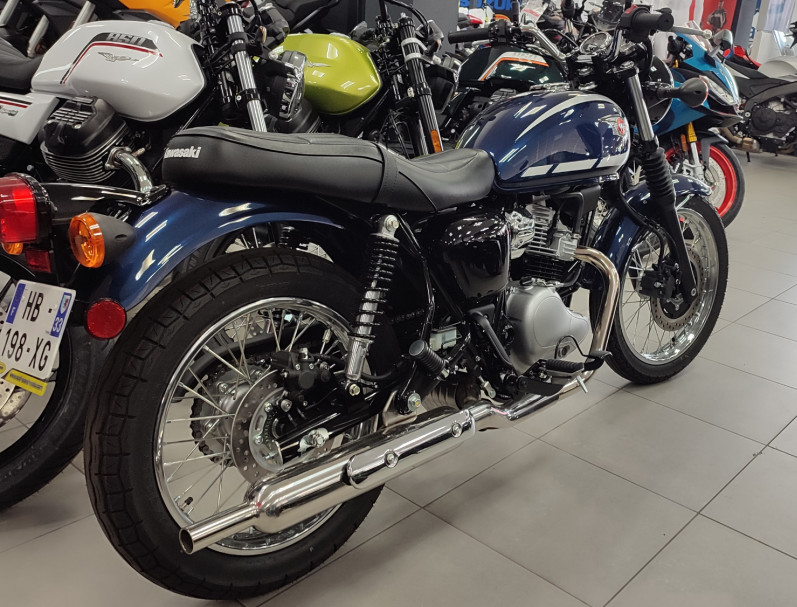 KAWASAKI W 230