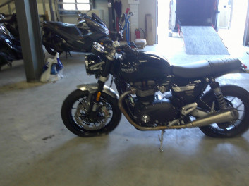 TRIUMPH SPEED TWIN 1200 Accidentée RSV N°18138