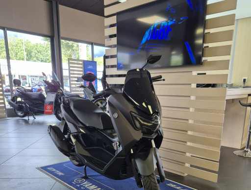 YAMAHA NMAX 125 TECH MAX