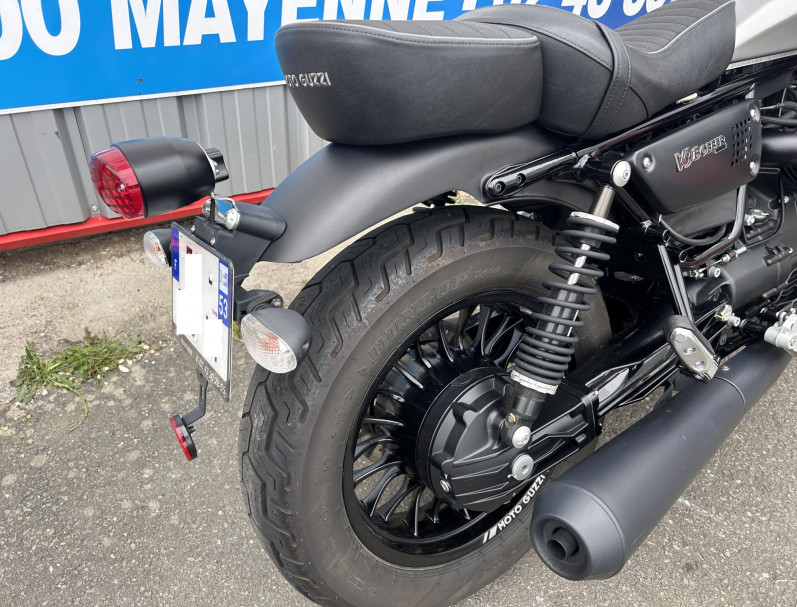 MOTO GUZZI V9 BOBBER