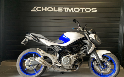 SUZUKI GLADIUS 650 A2