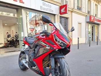 HONDA CBR 650  R