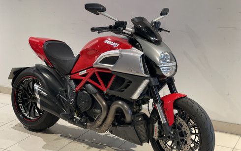 DUCATI DIAVEL 1200