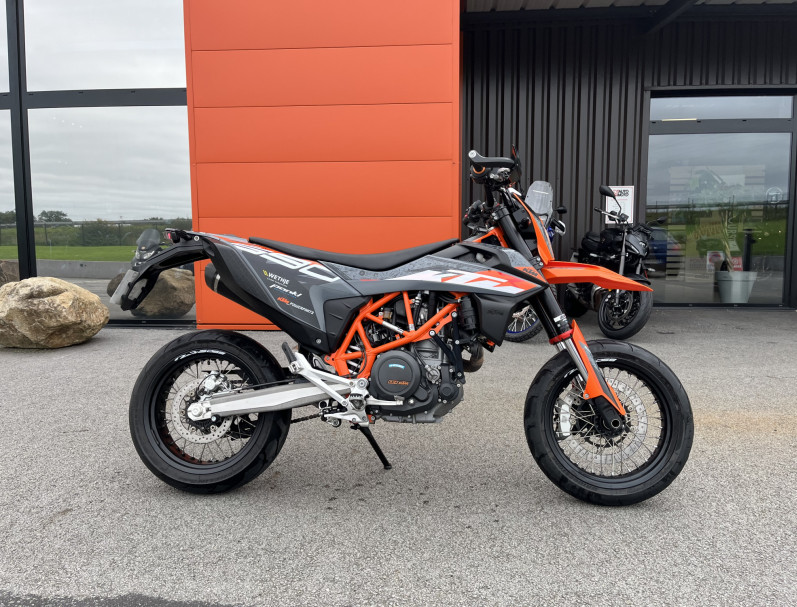 KTM 690 SMC R