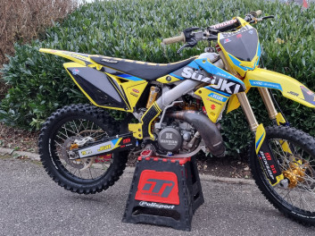 CROSS SUZUKI RM-Z 250 AF MOTEUR YAMAHA 250 YZ MOTORS54