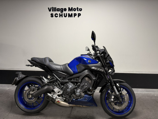 YAMAHA MT-09