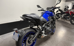 YAMAHA MT-09