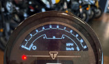 TRIUMPH TRIDENT 660