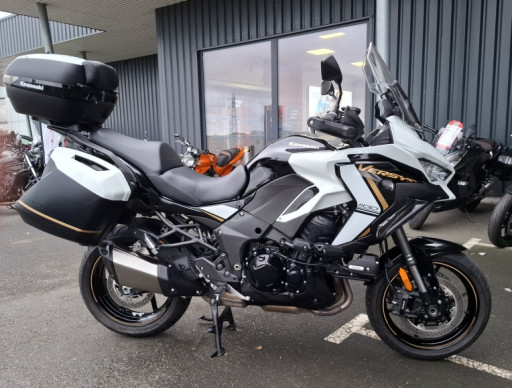 KAWASAKI VERSYS 1100 SE PACK GRAND TOURER