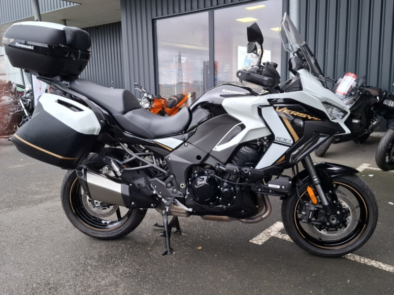 KAWASAKI VERSYS 1100 SE PACK GRAND TOURER