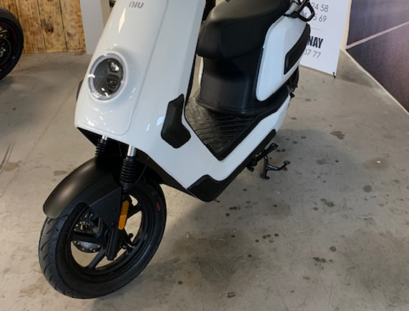 NIU NQi Cargo SR