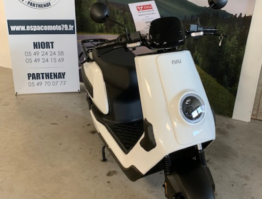 NIU NQi Cargo SR
