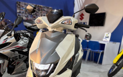 SUZUKI AVENIS 125