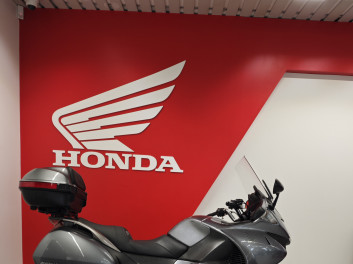 HONDA NT DEAUVILLE 700 ABS