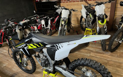 TRIUMPH TF 250-X