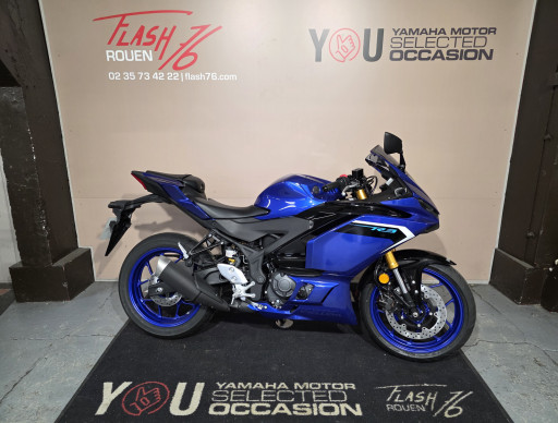 YAMAHA YZF R3