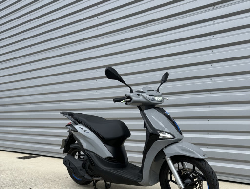 PIAGGIO LIBERTY 125 S comme neuf