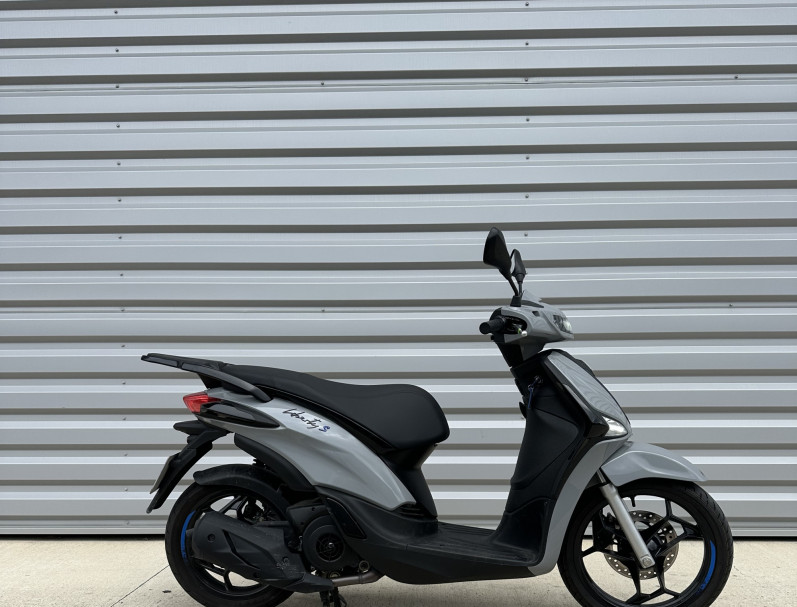 PIAGGIO LIBERTY 125 S comme neuf