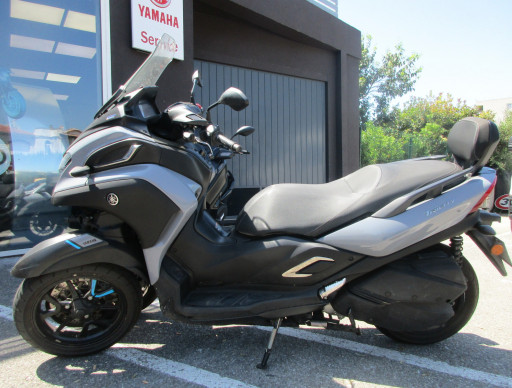 YAMAHA TRICITY 300