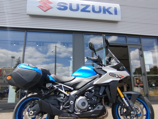 SUZUKI GSX-S 1000 GX PACK+  (selles confort + poignées chauffantes)